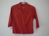 品牌【so nice】橘紅色V領斜釦五分袖襯衫