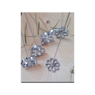 Dip cake mold with stick included