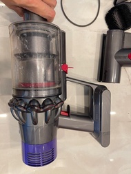 Dyson v10