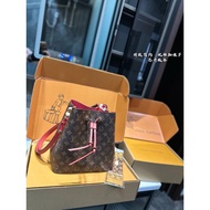 ((Foldable Airplane Gift Box) ️
LVNeonoe Champagne Bucket NEONOE Bucket Cowhide Contrast Original So