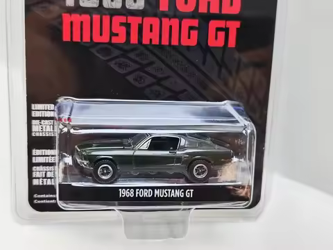 GreenLight 1:64 1968 Ford Mustang GT Dark green boutique alloy car toys for children kids toys Model