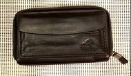 五折出清 FELIX  BUHLER皮革手提包。四夾層及三獨立卡片夾。長20cm寬10cm底3cm。