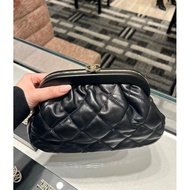 Chanel Handicraft Workshop Cloud Dinner Party Makeup Crossbody One Shoulder Chanel Diamond Check She