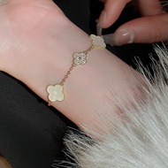 GL15 Buy 68K get free bonus (COD) Korean White Lucky Clover Bracelet