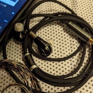 Creator cable silver 4 (不連圖中耳機)