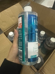 Nước tẩy trang Eveline Hyaluron Clinic B5 và tinh chất rau má làm dịu dưỡng ẩm và phục hồi da 500ML