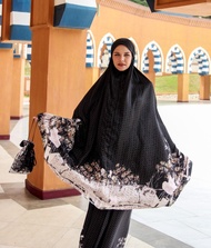 Saiqa Signature - seuramoe of mecca prayer robe - mukena set