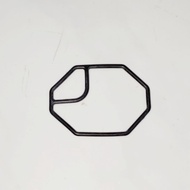 Compressor seal valve cover 15a 17a