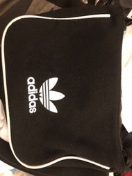 Adidas側背包
