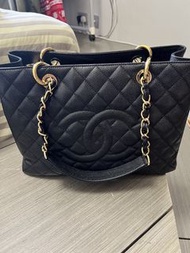 Chanel GST 黑金牛