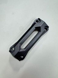 Cap Cover Top ใหม่สำหรับมือจับรถจักรยานยนต์ Versys 650 KLE650 ที่ปรับแต่งได้ 15-24 ปี แบรนด์ YASCOUN