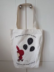 Bwing Tote Bag