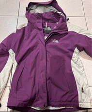 The north face 北臉 防風防水gore Tex 外套 M女胸寬58公分衣服長66公分 $1280 運35