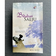 Preloved Novel Bidadari Salju by Mia Kiff