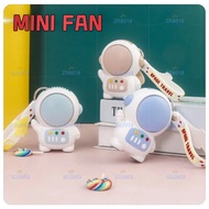 Mini Portable Rechargeable Mini Fan Kids Fan Aastronaut Space