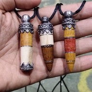 Combination motif cemeti necklace