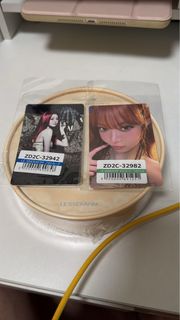 Le Sserafim Pureflow album 連 Yunjin weverse特典卡