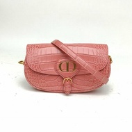 DIOR 粉色鱷魚皮金扣DiorBobby單肩包肩背包