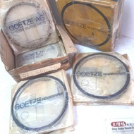 OM621 Mercedes W110 Piston Ring set Standard 87mm 190D 190C 180D 200D Goetze 02-1651-00 (02-165100-0