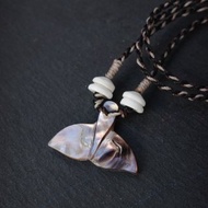 貝殼鯨魚尾蠟線編繩項鍊-黑棕炫彩紋