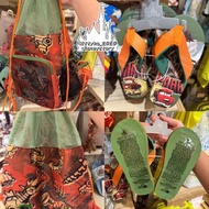 2023 香港迪士尼樂園原價代購 反斗車王 Cars 閃電王 麥坤 Lightning McQueen 童裝 拖鞋 背包