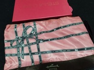 美國百年HALLMARK超輕量媽媽包包，限量粉紅緞帶包，贈摺疊萬用墊
