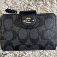 Bifold กระเป๋าตังค์พับสามทบผู้หญิงกระเป๋าสตางค์สำหรับบัตรเหรียญสั้น C0082 C3454 C3375 C3452 C3453 37