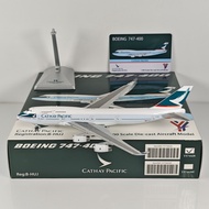 YY Wings 1: 400 Cathay Pacific Airlines B747-400 B-HUJ Alloy Airplane Model with Card