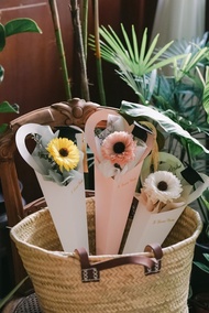 【客製化禮物】畢業花束 擴香花 畢業禮物 教師節聖誕禮盒