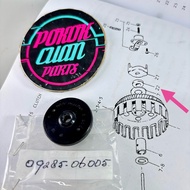 Original Suzuki GT 250 GT250 clutch stud seal 09285-06005