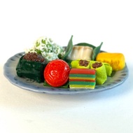 Miniature food - Nyonya Kueh in oval plate