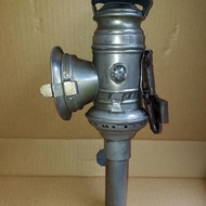 Lampu lilin sepeda onthel kuno