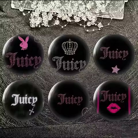Pink Perfumes Juicy CoutureS Brooch Metal Decorative Brooch Pins for Backpack Clothes Jacket Accesso