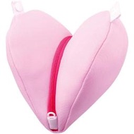 [霜兔小舖]日本代購 Daiya 粉色心型女性專用內衣洗衣袋