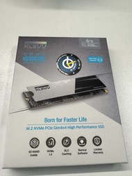 KLEVV CRAS C910 4TB NVMe SSD 全新未開封