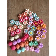 RM4.50/50 pieces : TF-809 - Resin - Bunga - Flower - 1.3 cm to 1.5 cm