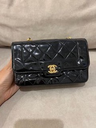 Chanel vintage mini diana crossbody 手袋