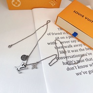 LV Show Subtle Retro Texture Metal Letters Decorative Flowers Adjustable Chain Lovers Necklace