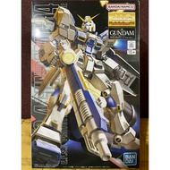 Bandai 1/100 MG RX-78-4 Gundam G04