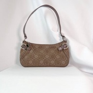 Ferragamo Gancini-print shoulder bag 經典馬蹄扣絨面腋下包