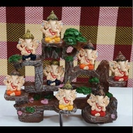 Tree 8 ganeshas colourful