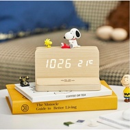 Snoopy Wireless Charging LED Clock Desk Clock Peanuts