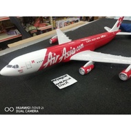 Diecast Model Airliners 737 scale 1:130