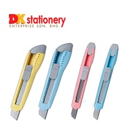 Cutter Knife Big 18cm TZ-802 / Small 13cm TZ-804 (Random Color) / Pisau Pemotong Warna Rawak