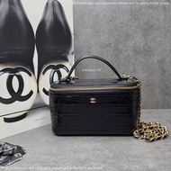 CHANEL Seasonal 長盒子