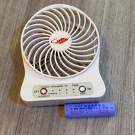 共田風扇仔 F95B 連電池 2200mah 小風扇 