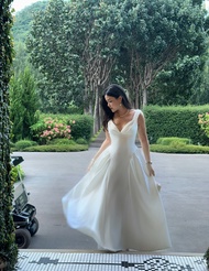 [Pre-Order] RAVii - Vivienne Maxi Dress