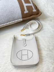 Hermes Mini Evelyne Craie 金扣