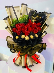 Ferrero n red rose bouquet. Hadiah anniversary. Hadiah hari jadi . Door gift . Gift box . Surprise p