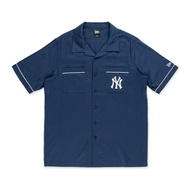 New Era เสื้อเชิ้ตรุ่น New York Yankees Harvest Merch Oceanside Blue Woven Short Sleeve Shirt